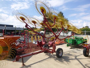 USED ROSSI 12 WHEEL H90 V RAKE