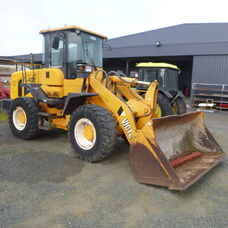 USED VICTORY VL400 LOADER