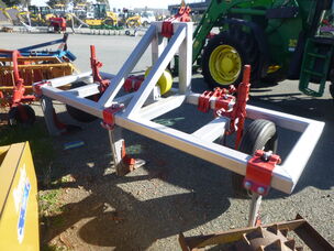 USED YEOMAN 5 TINE RIPPER